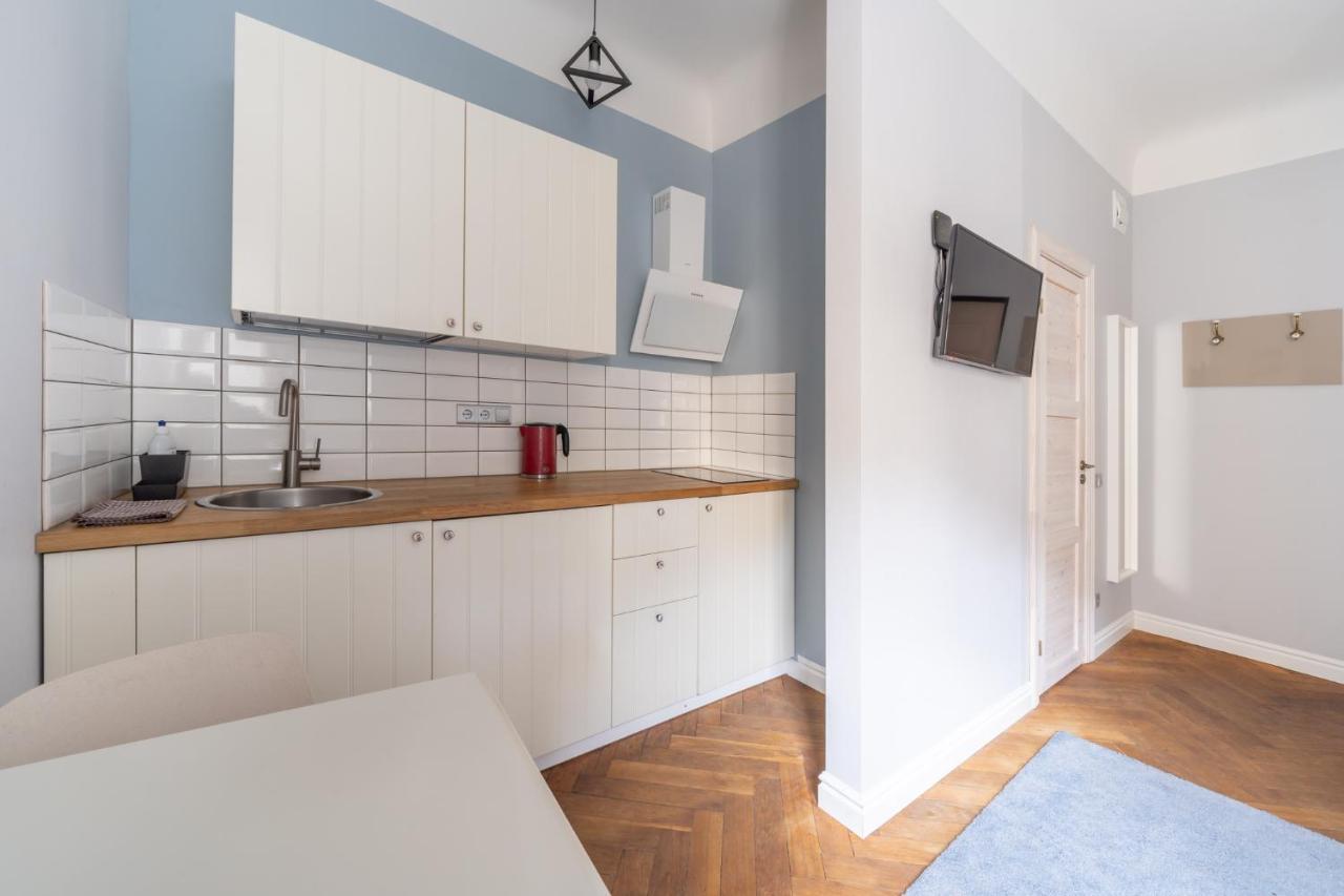 Baltic Design Apartments With Free Parking And Self Check In Riga Bagian luar foto